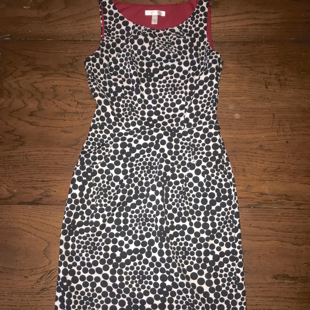 London Times polka dot sleeveless sun dress with pockets